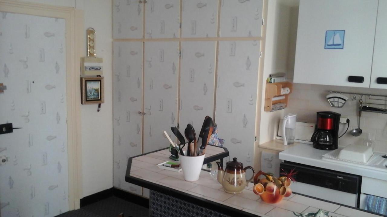 Trouville Centre 2 Pieces Balcon Sur Plage A 30 Metres Appartement Buitenkant foto